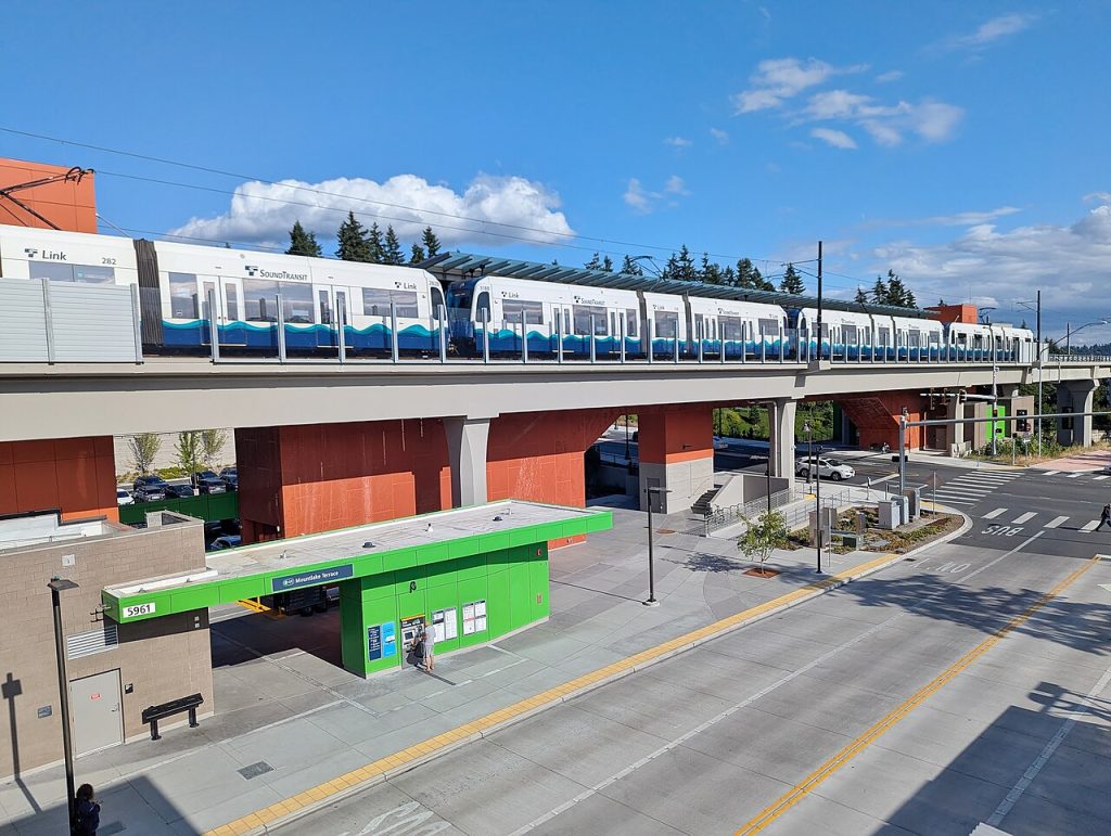 Mountlake Terrace light rail station, Washington